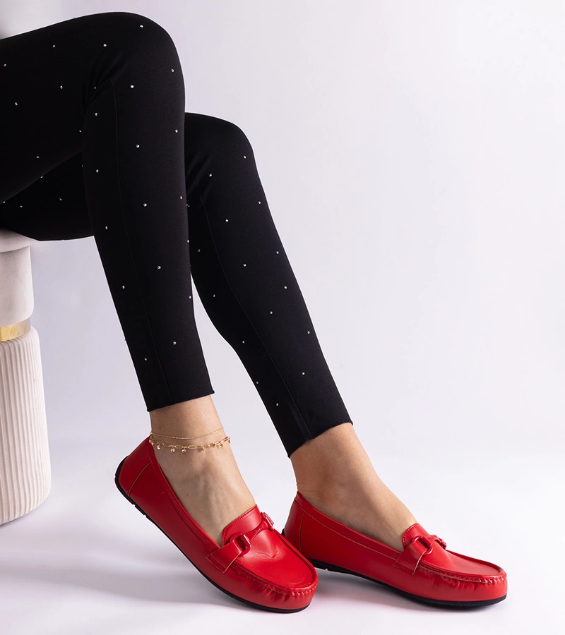 Červené klasické mokasíny z eko kože Pelayo