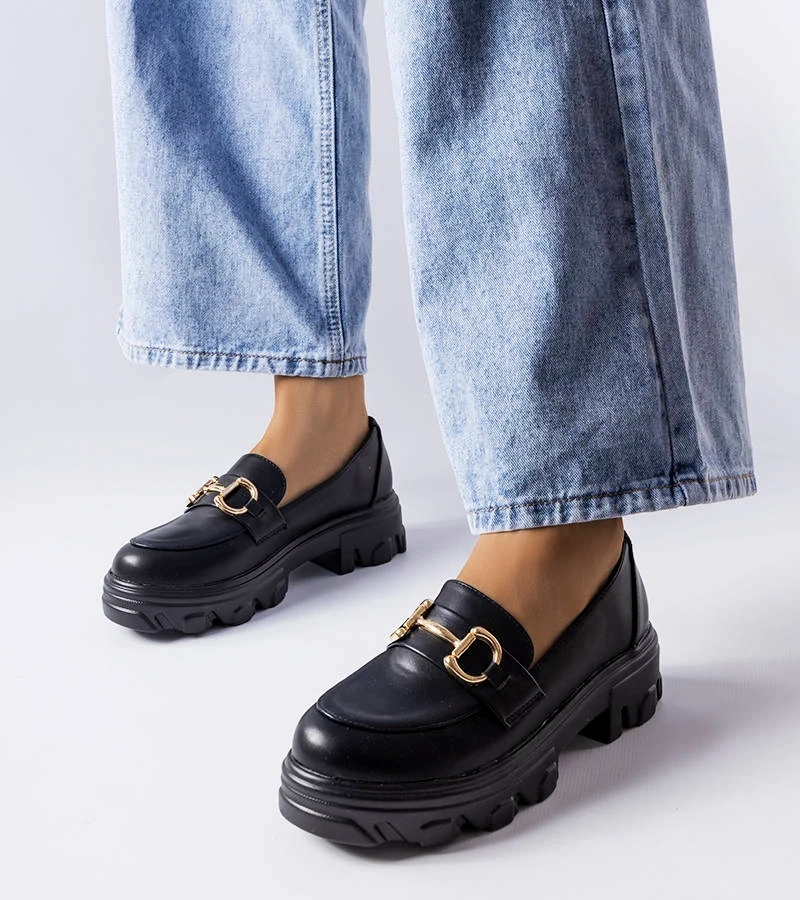 Čierne poltopánky s prackou Mason