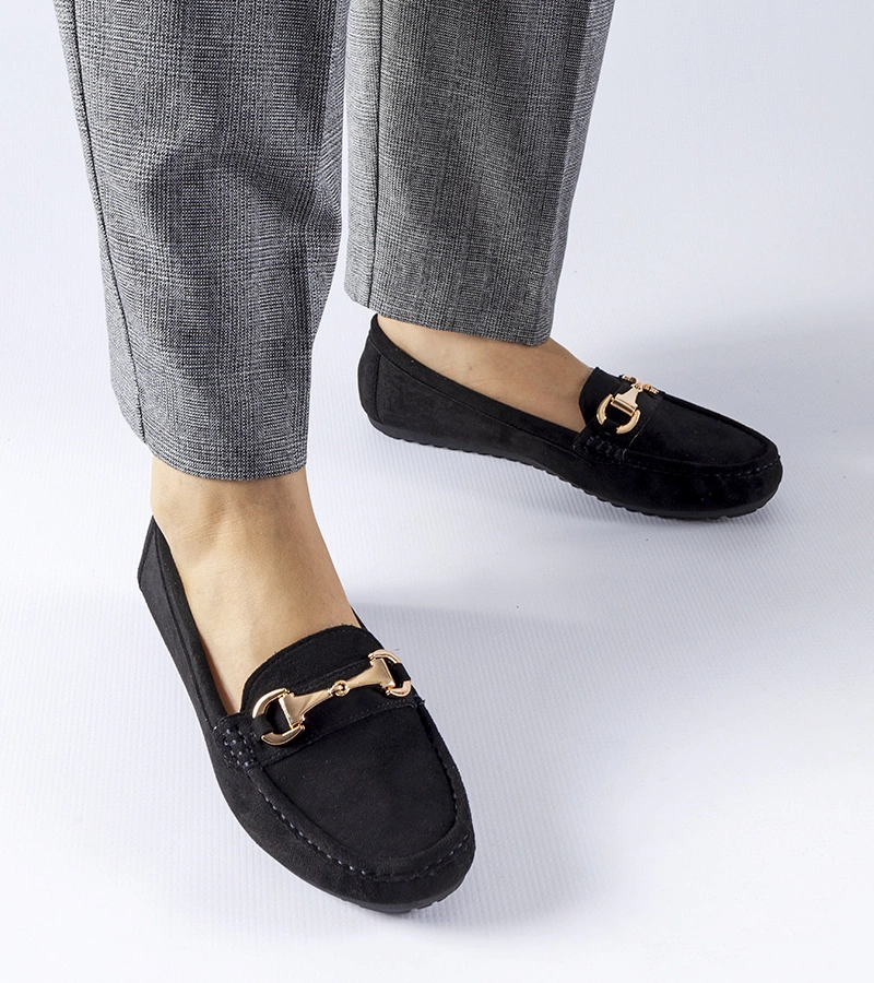 Čierne mokasíny zdobené sponou Fernanda