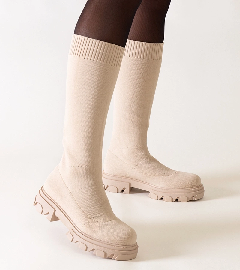 Bežové kozačky z materiálu na platforme Nazira