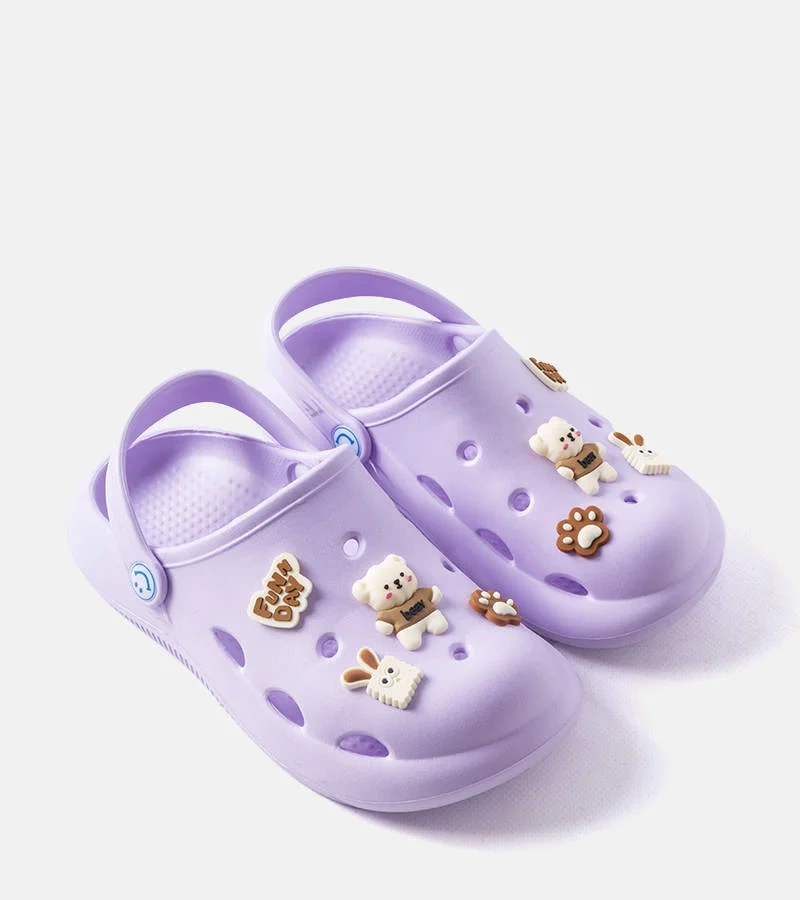 Fialové žabky so zakrytým nosom od Daviau