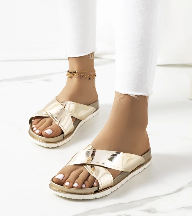 Zlaté dámske žabky Nicolay