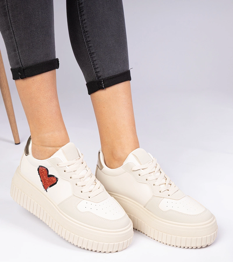 Béžové dámske tenisky s trblietavým srdiečkom Laira