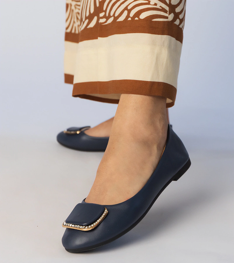 Tmavomodré dámske balerínky s kryštálikmi Bejla