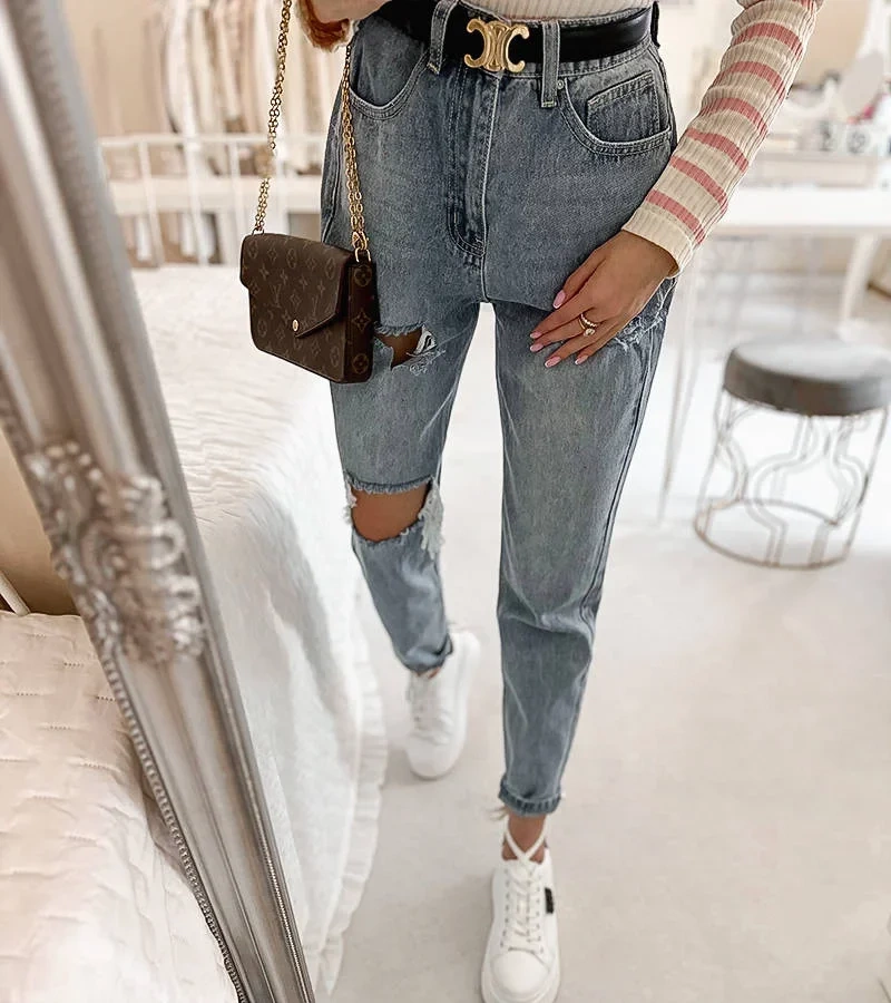 Džínsy Tétrault mom fit s rebrovanými lemami