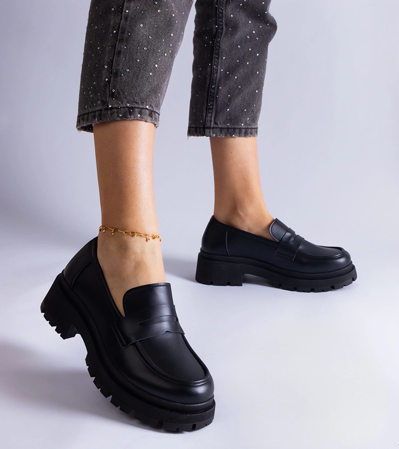 Čierne mokasíny z eko kože Fiorenza