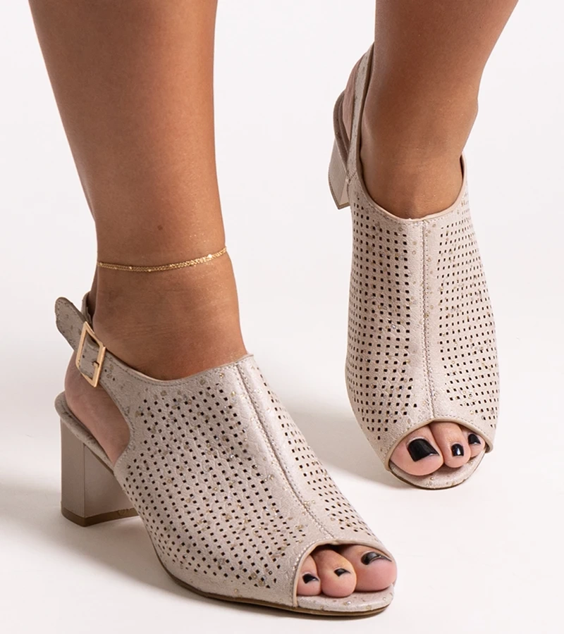 Dierované sandále na stĺpiku s koženou vložkou Mawiya