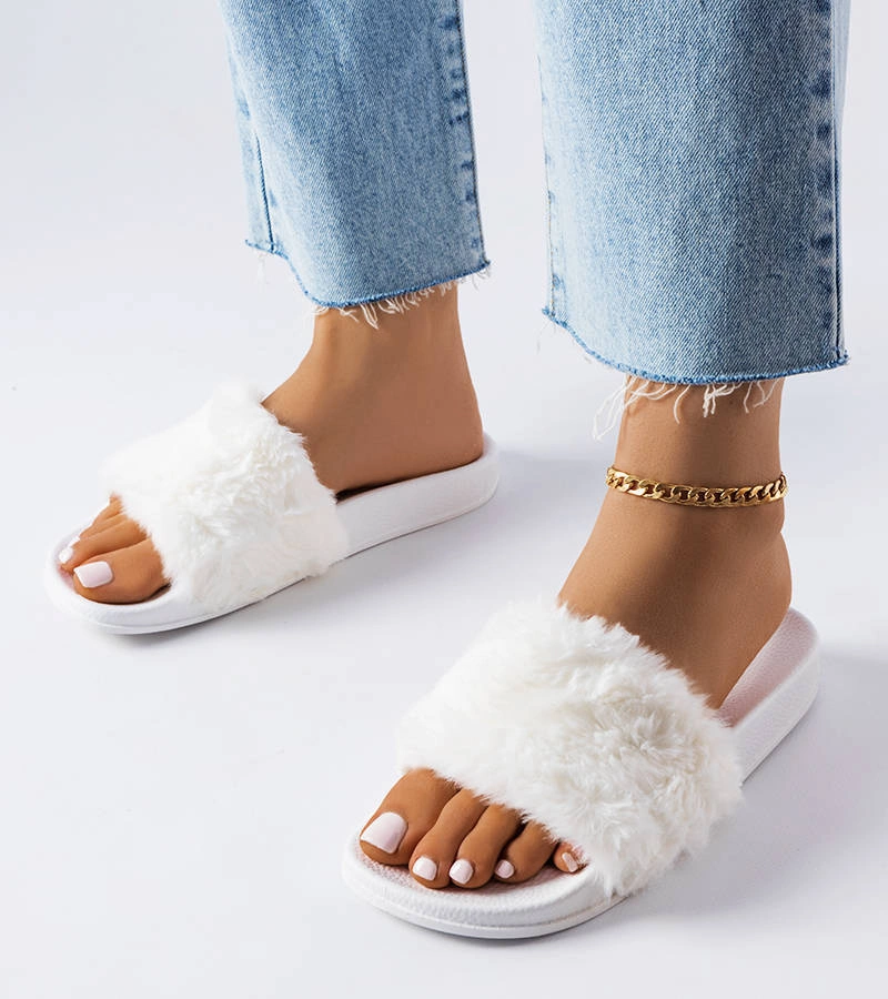 Biele žabky s kožušinou Raffaele