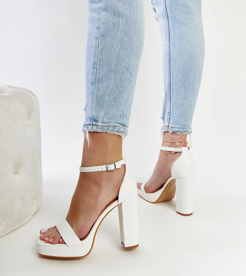 Biele sandále na vysokom podpätku Nariman