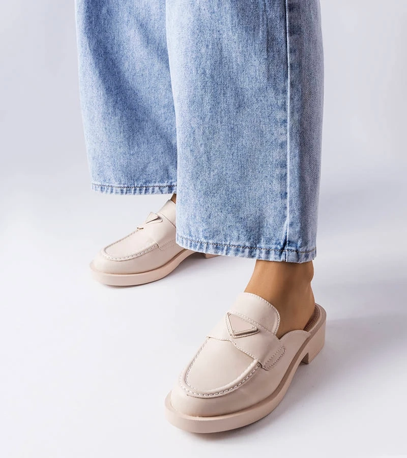 Béžové žabky so zabudovaným nánosníkom Berkshire