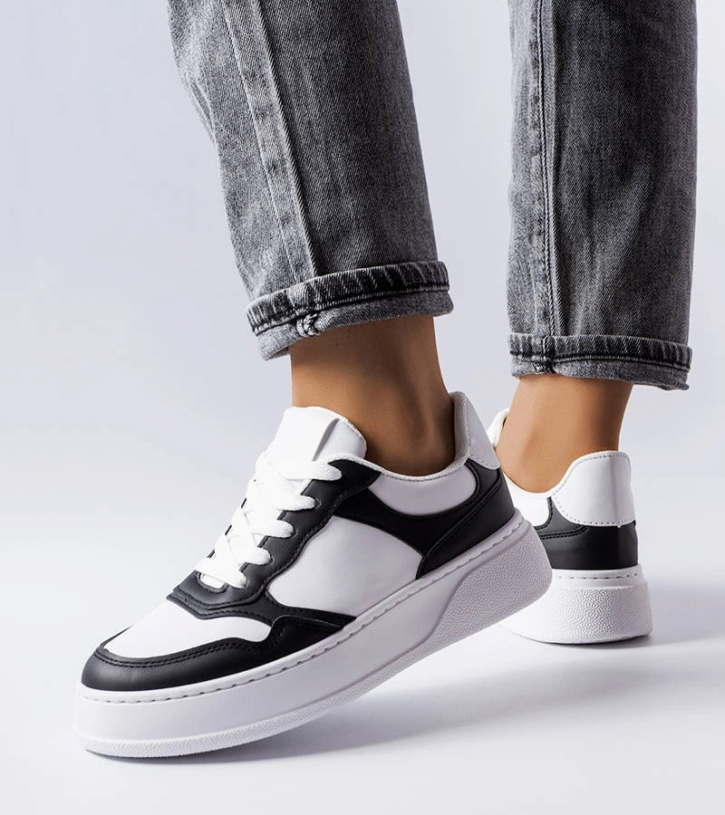 Čiernobiele topánky na hrubšej podrážke Baron