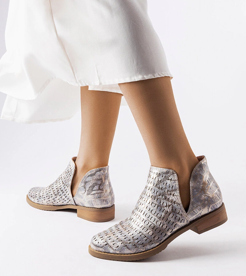 Kovové ažurové čižmy Giuseppina