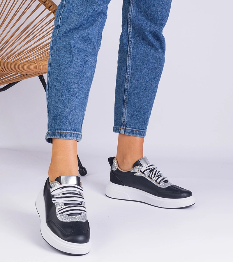 Čierne dámske tenisky zdobené brokátom Kasabella