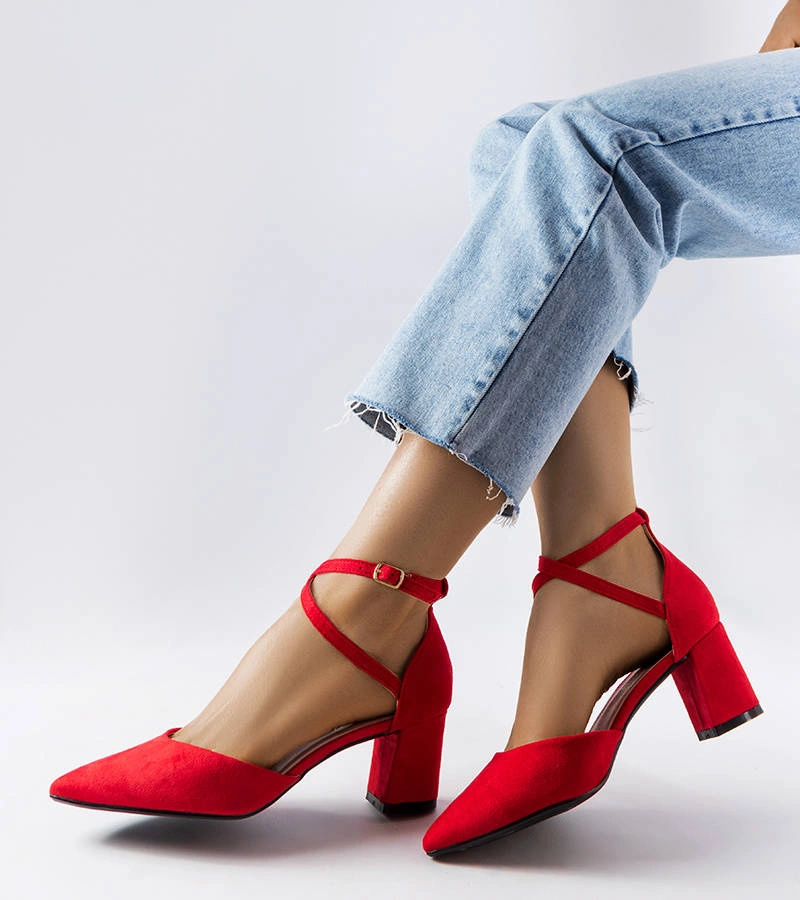 Červené lodičky na podpätku Bensalem