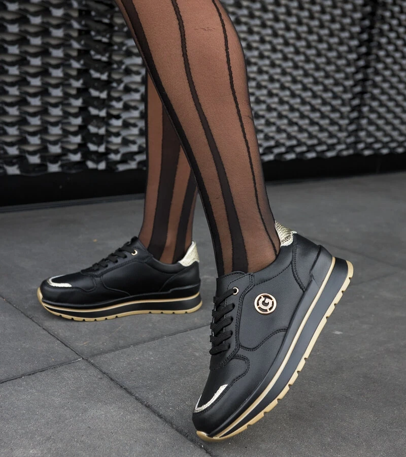 Čierne kožené topánky s cirkónmi Bergamaschi