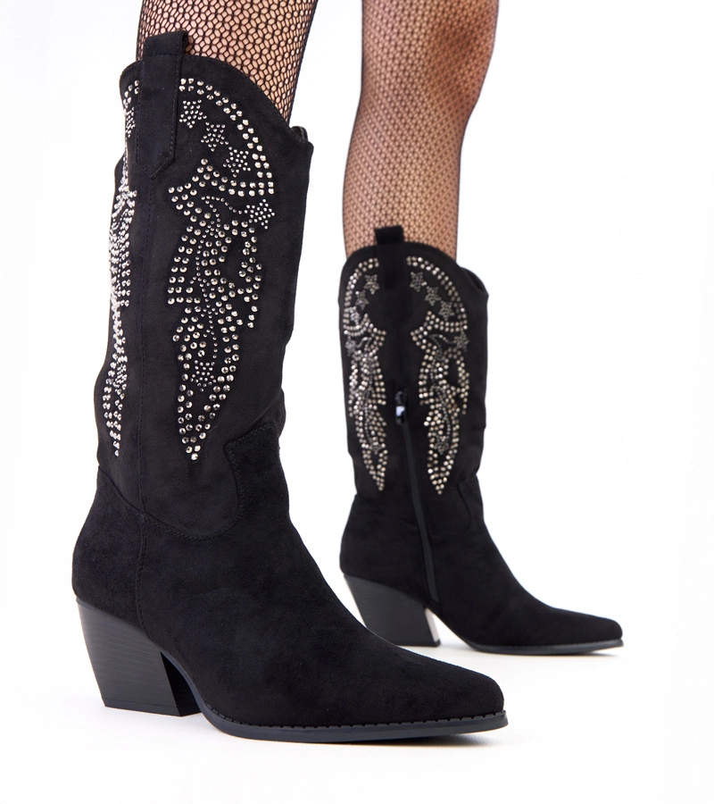 Čierne kovbojky na nízkom podpätku s kamienkami Masura