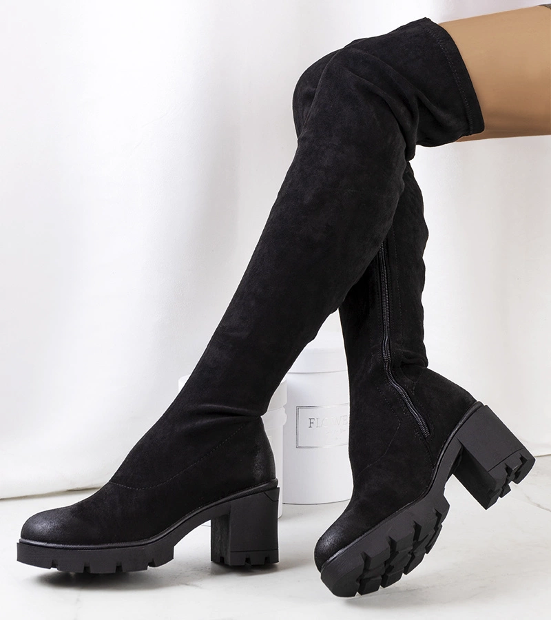 Čierne semišové vysoké čižmy značky Nina