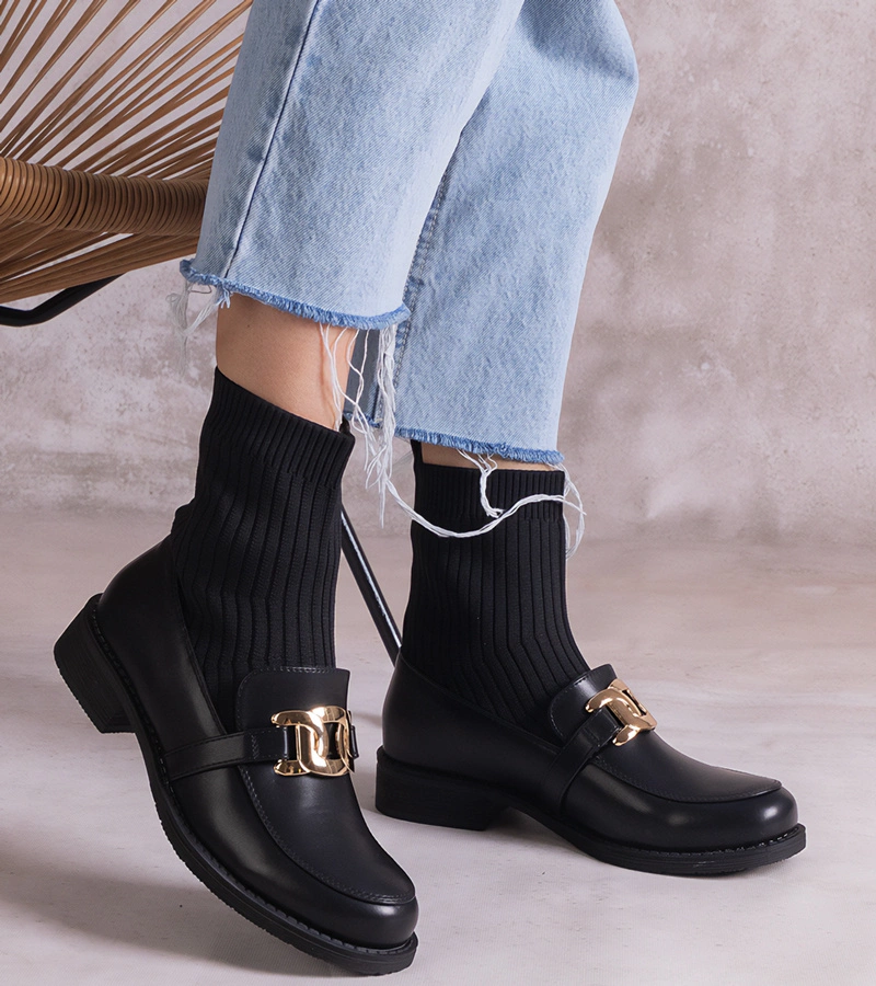 Čierne členkové topánky s textilným zvrškom Krisa