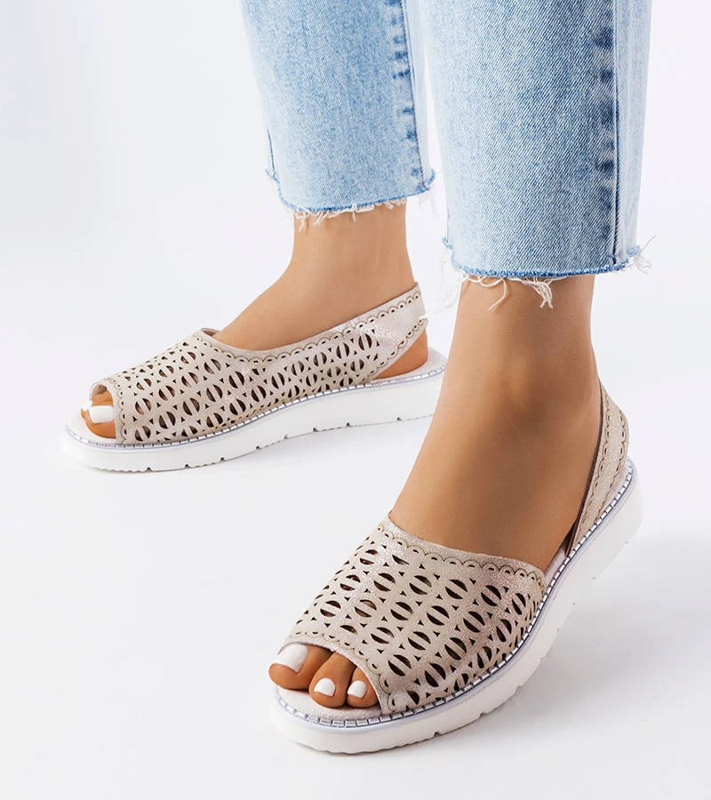 Strieborné ažurové sandále Rainy