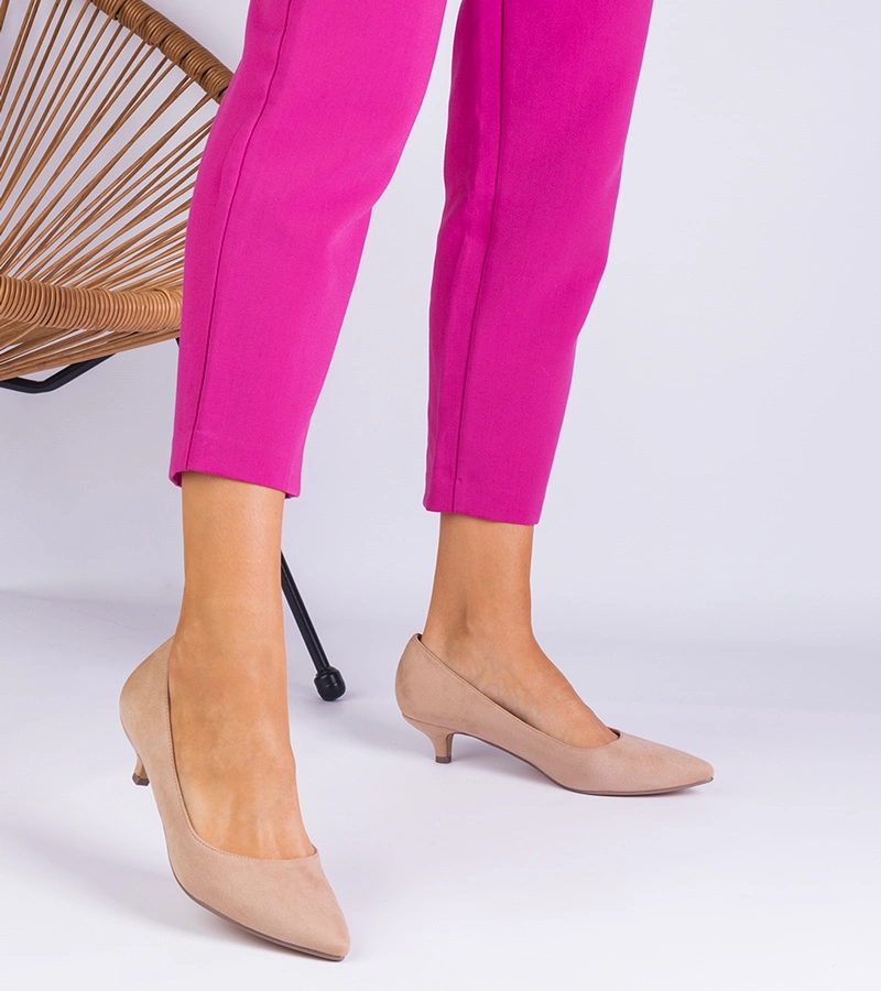 Béžové lodičky z ekosemišu na nízkom opätku Reimona