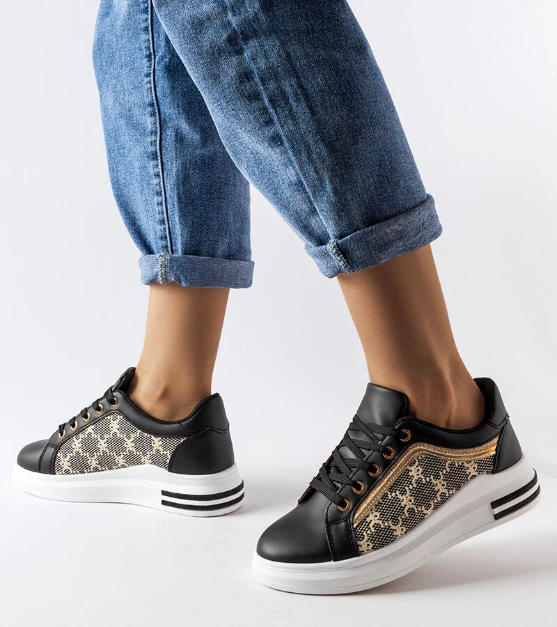 Čierne tenisky so zlatou vložkou Agostina