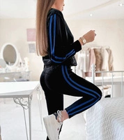 Tmavomodrý || Čierny