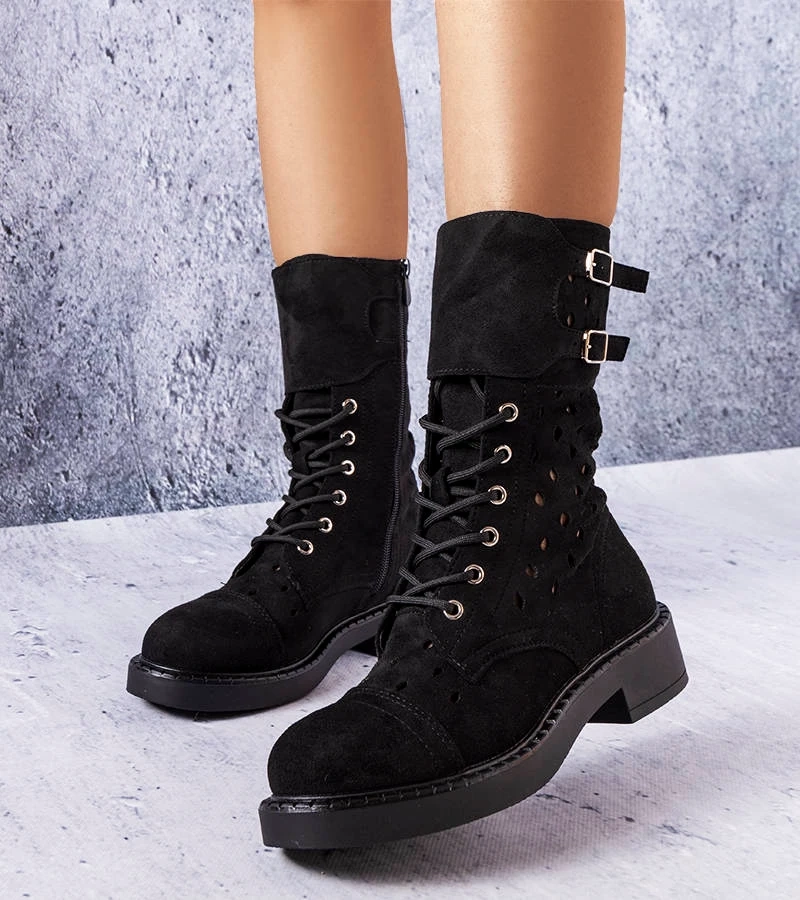 Čierne ažurové čižmy Legault