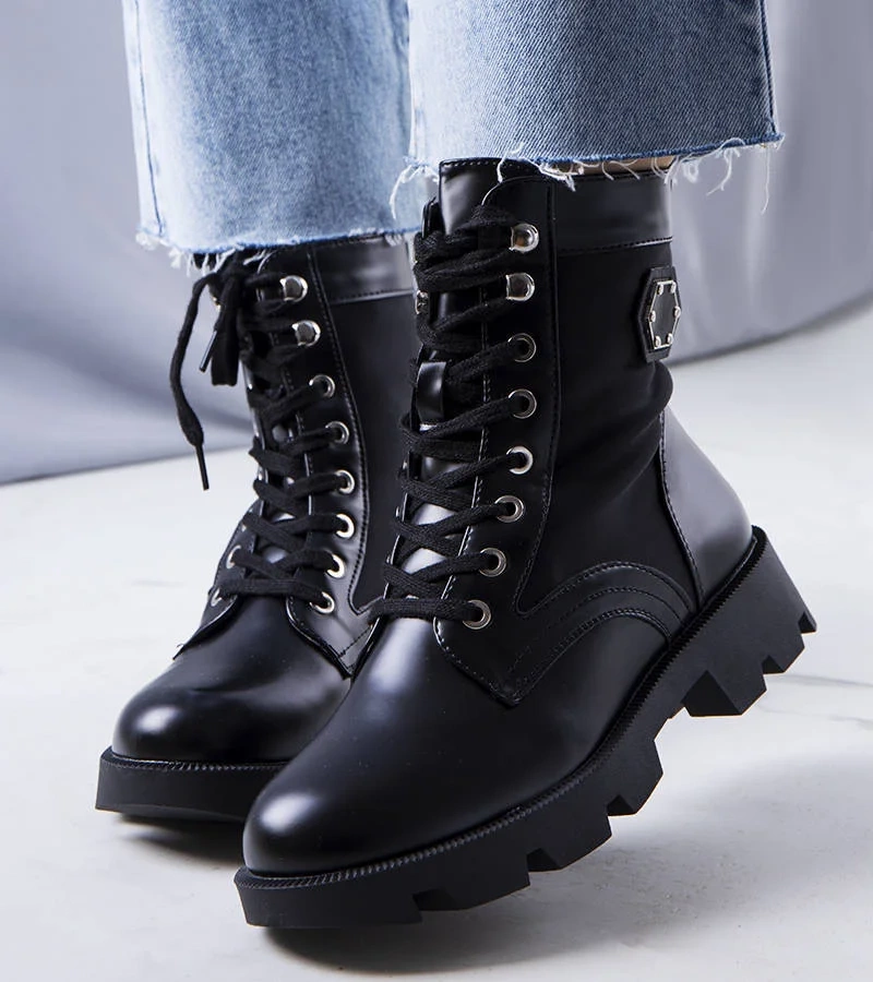 Čierne zateplené trapery Orozo