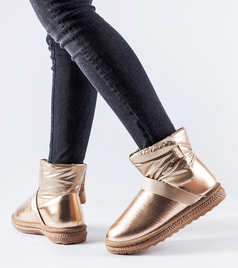 Hnedé lesklé krátke snehule Delaune