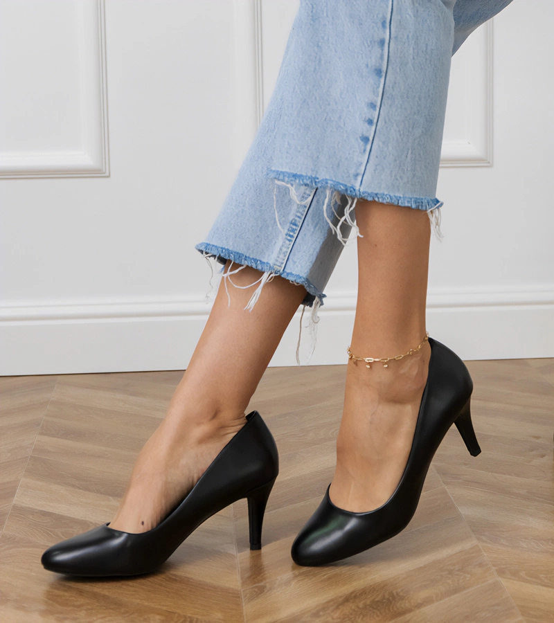 Čierne dámske klasické lodičky Veris