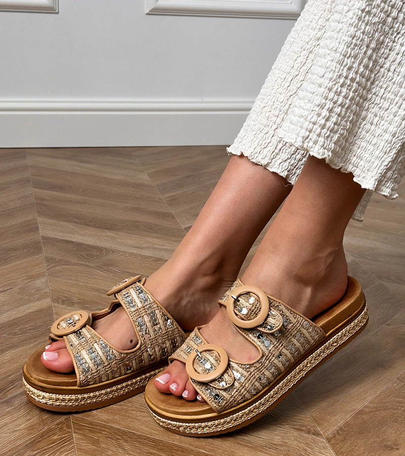 Lanora béžové pletené šľapky s flitrami na remienkoch