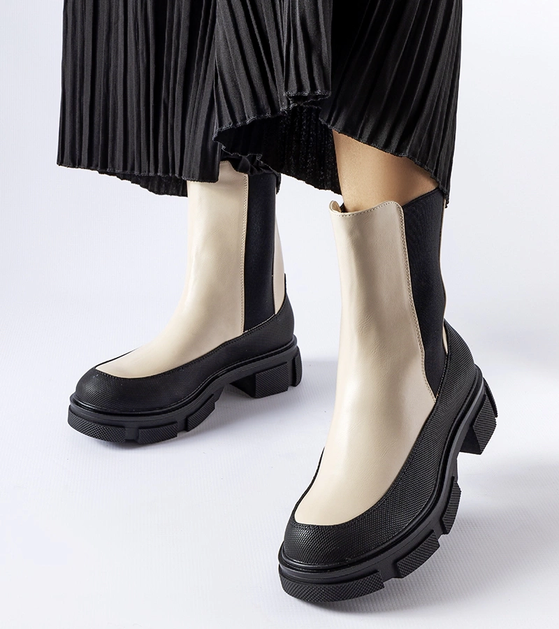 Béžovo-čierne čižmy Faisal slip-on