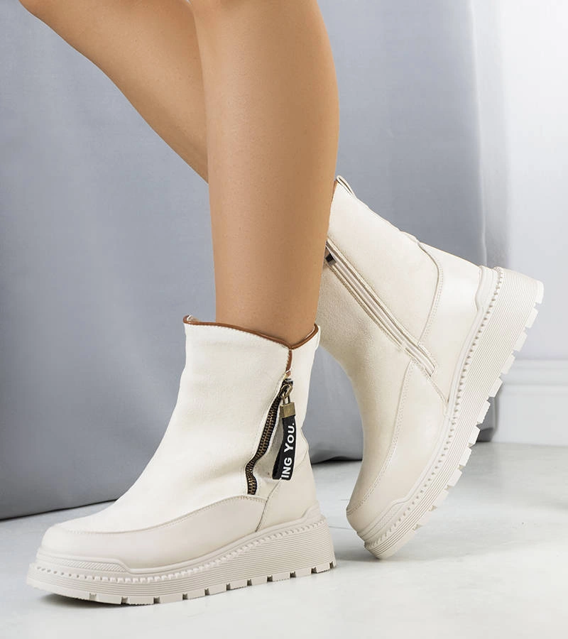 Béžová izolovaná botki s platformou Niklas