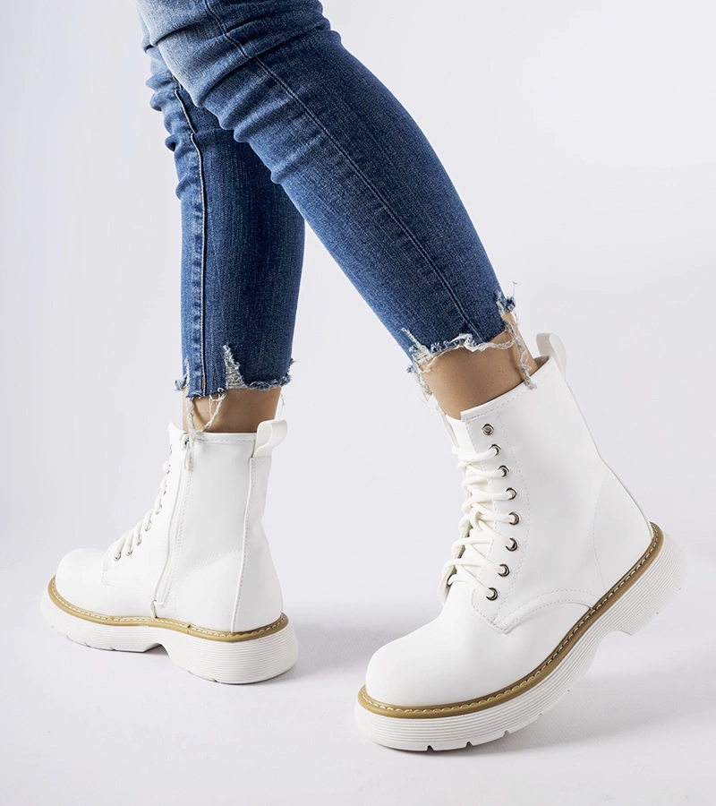 Biela klasická obuv Benvenuto