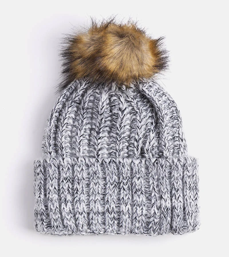 Brightszara czapka damska z pomponem Thalia