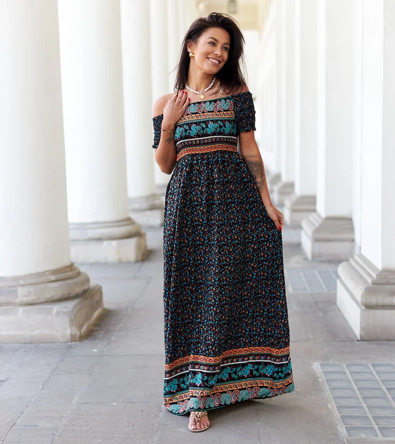 Čierne vzorované šaty od značky Iadanza