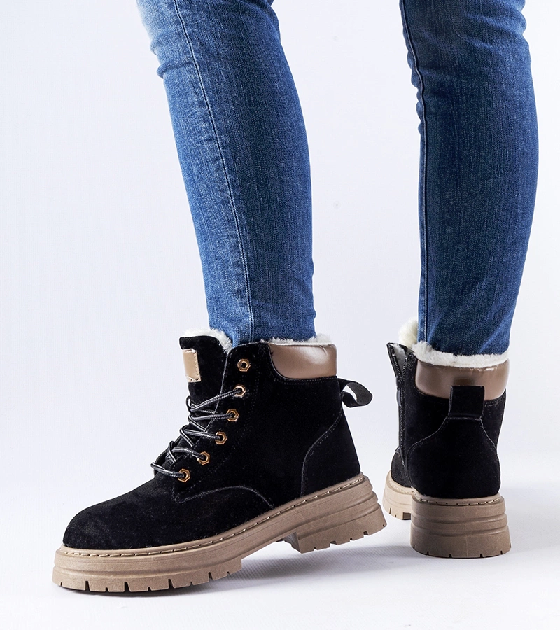 Čierne workery s jasným zateplením Stevens.