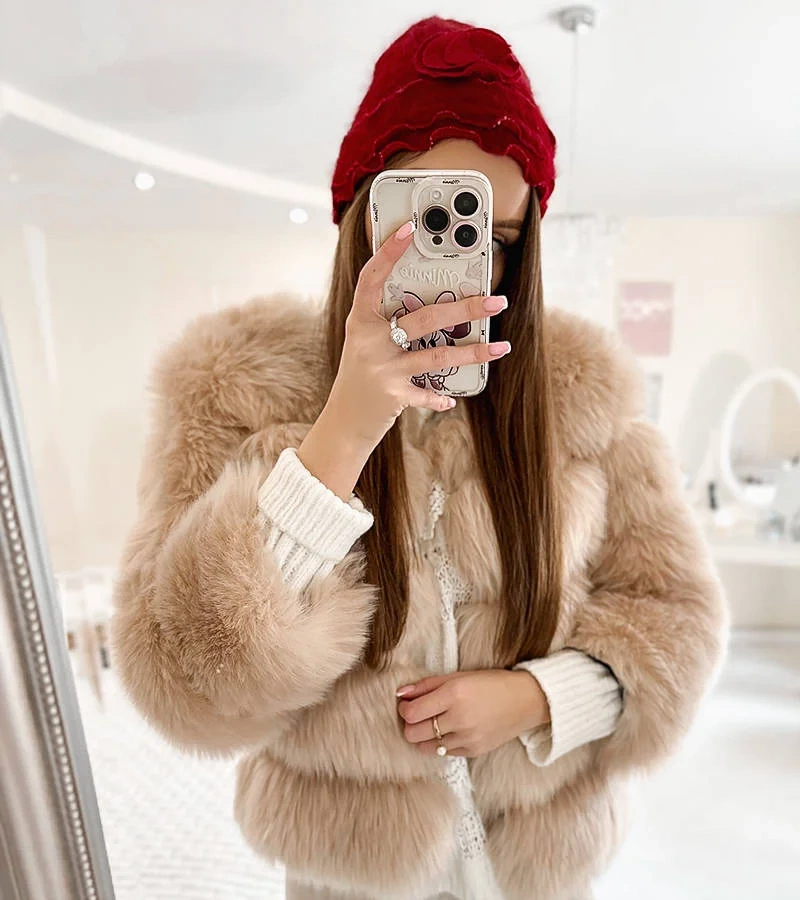 Červený klobúk s volánmi Zion