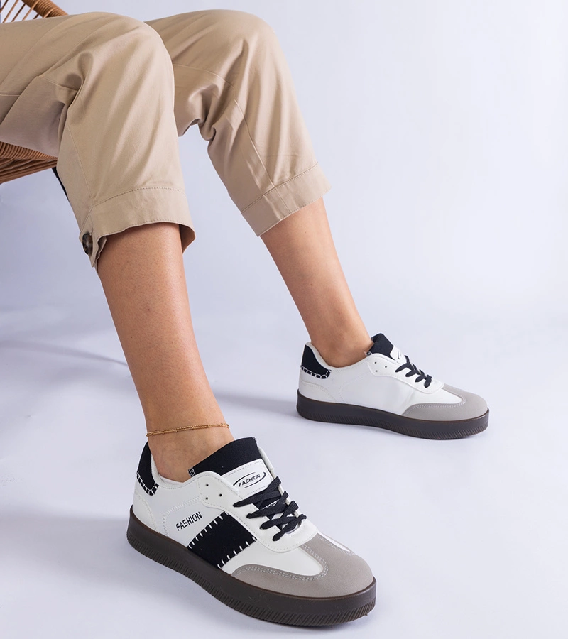 Biele tenisky na platforme s prešívaním Puente