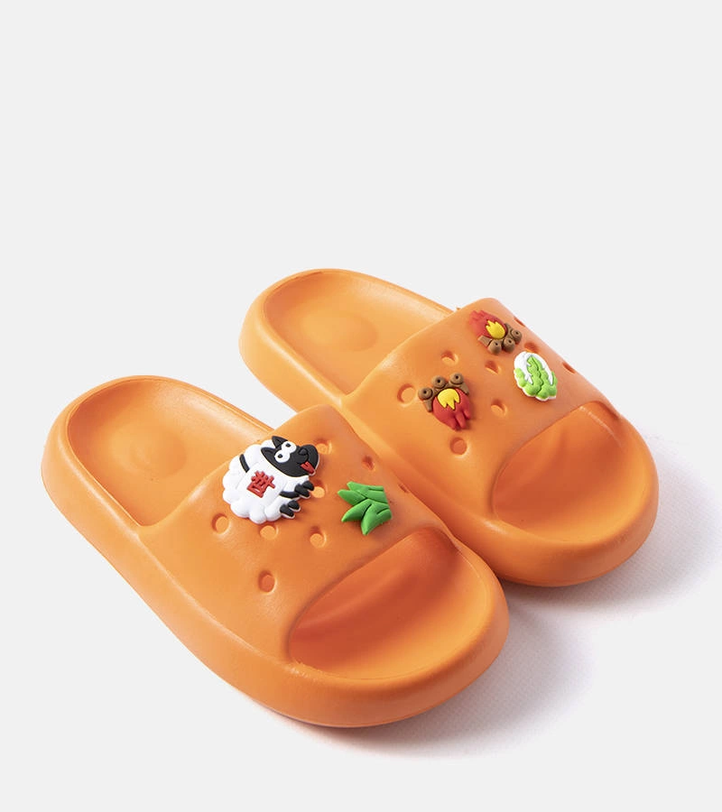 Oranžové žabky s cvočkami Hilaire