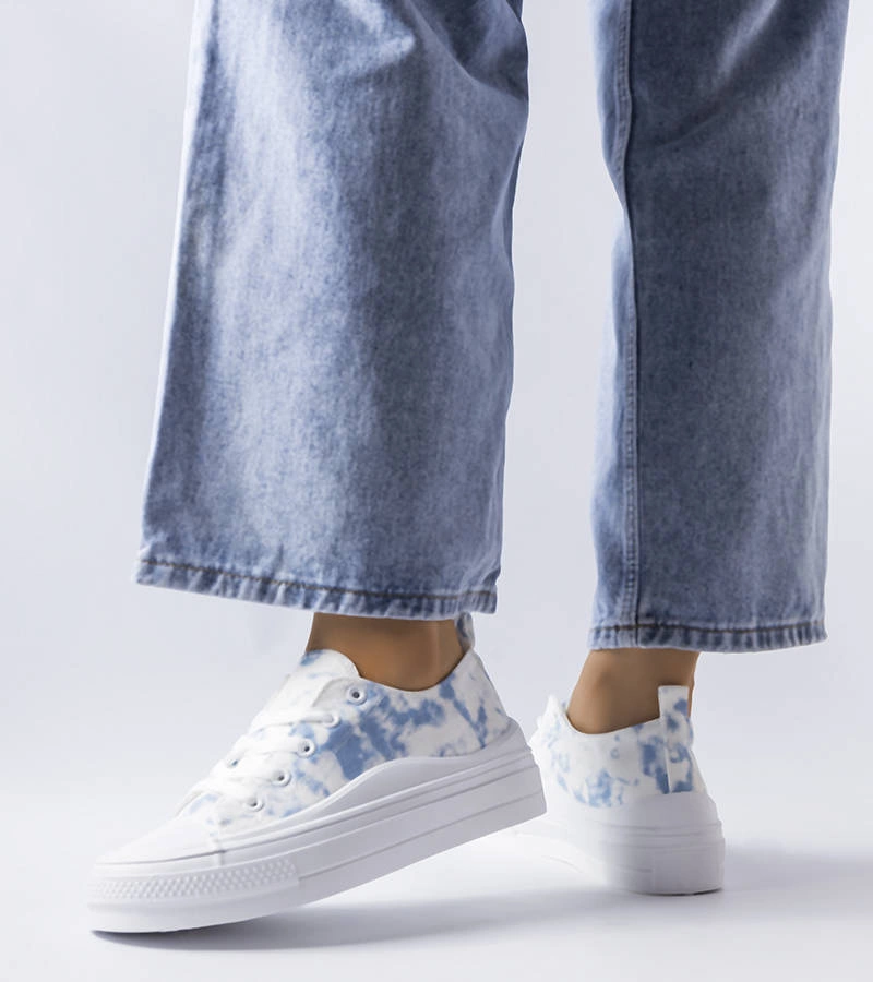 Biele tenisky s modrým akcentom Blais