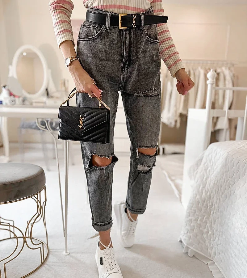 Šedé mamine džínsy s trenými švami Firenze