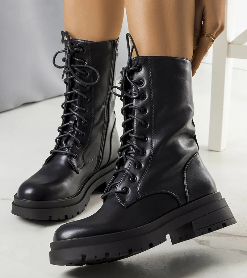 Čierne izolované trapézy