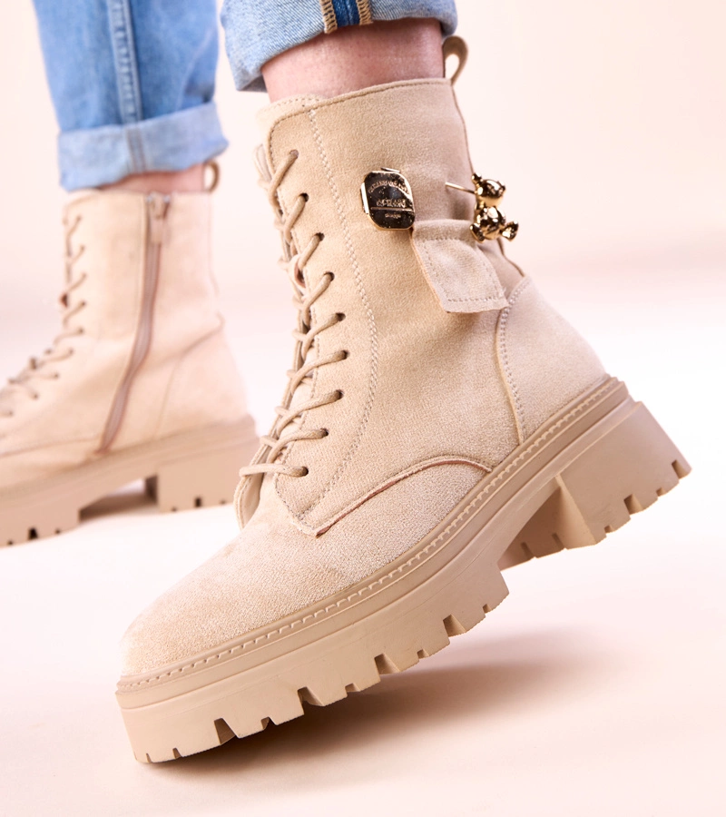 Béžové dámske topánky so zlatým medvedíkom Messey