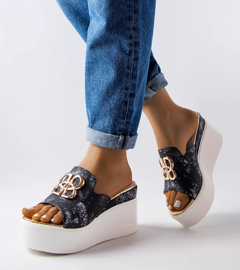 Čierne žabky Havanna na podpätkoch