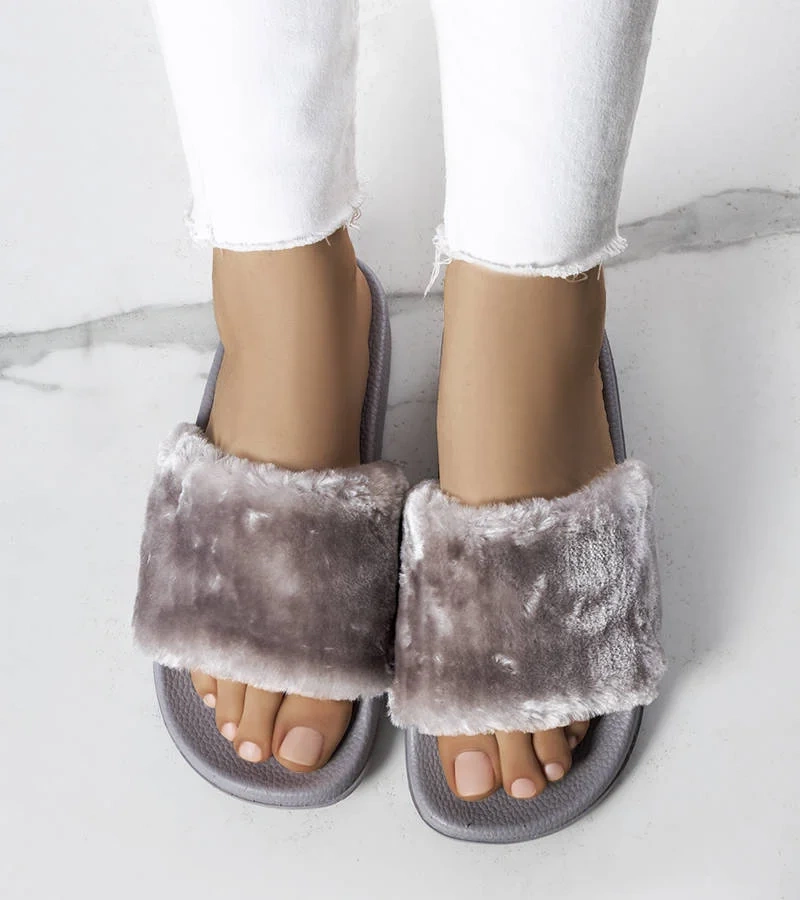 Šedé žabky s kožušinou Ivory