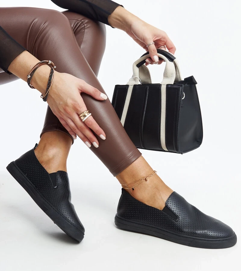 Čierne poltopánky Sanan