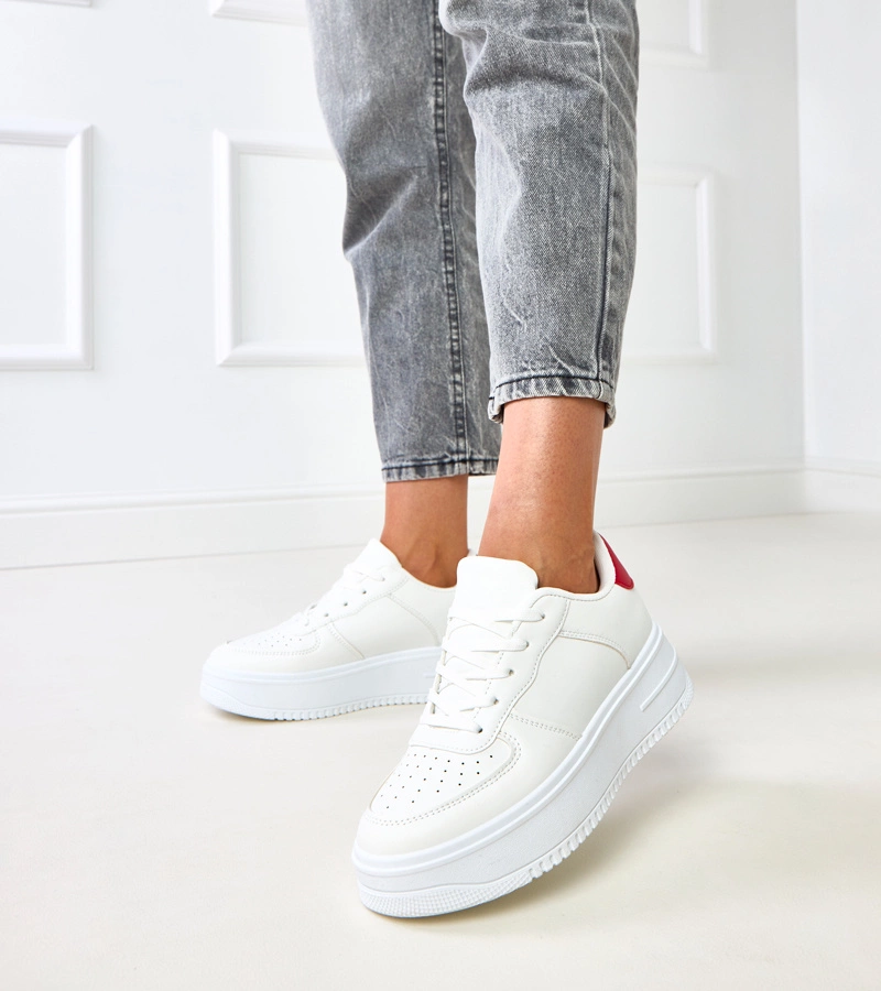 Biele tenisky na platforme s červenou vložkou Britney
