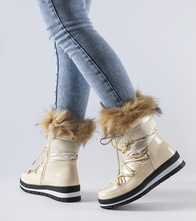 Beige lakované snehule s kožušinkou Bow