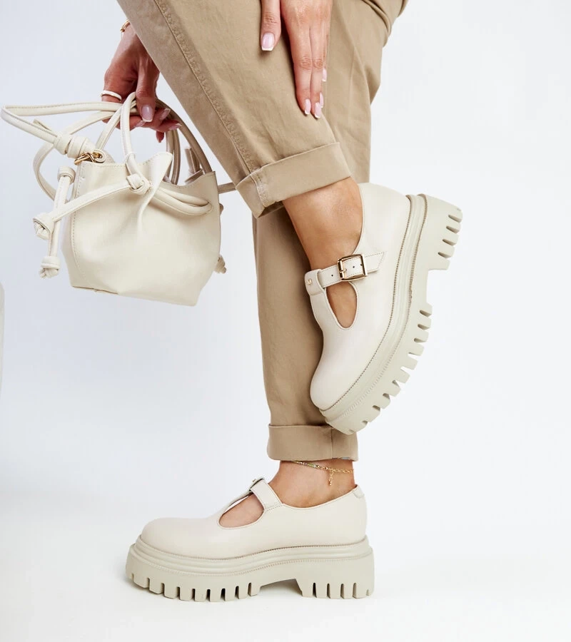 Bežové kožené poltopánky Karino